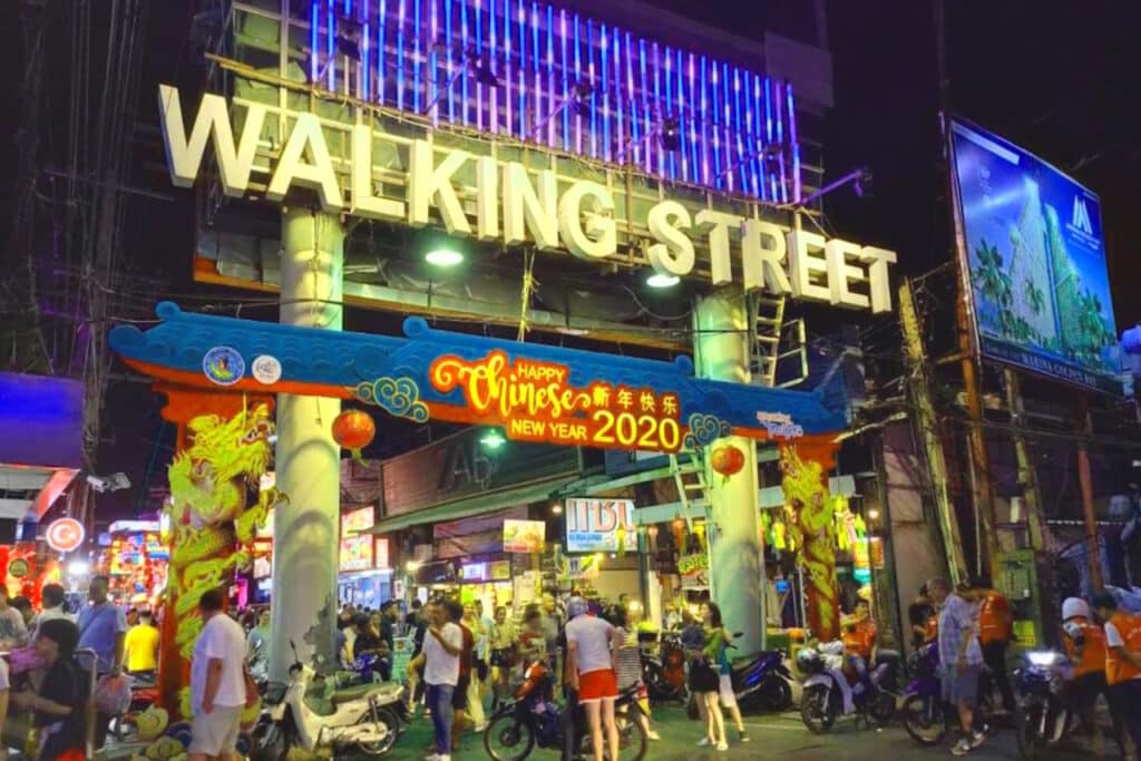 Walking Street in Pattaya - Pattaya Vacation